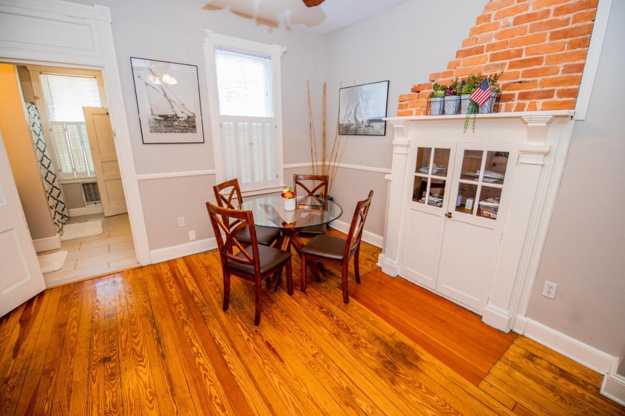 Downtown Annapolis King George 1St Floor Hideaway Apartment Exterior foto
